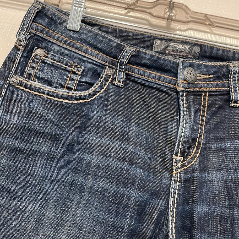 Silver Jeans - Picture 2 of 10
